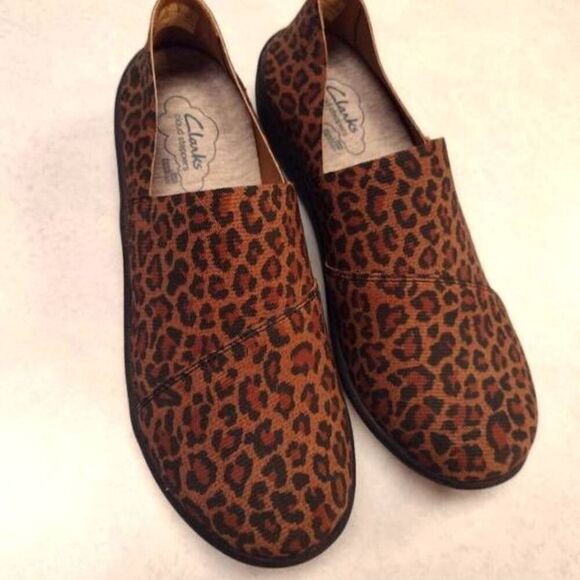 Clarks CloudSteppers Leopard Print Soft Flexible Slip On size 6 - Picture 5 of 5